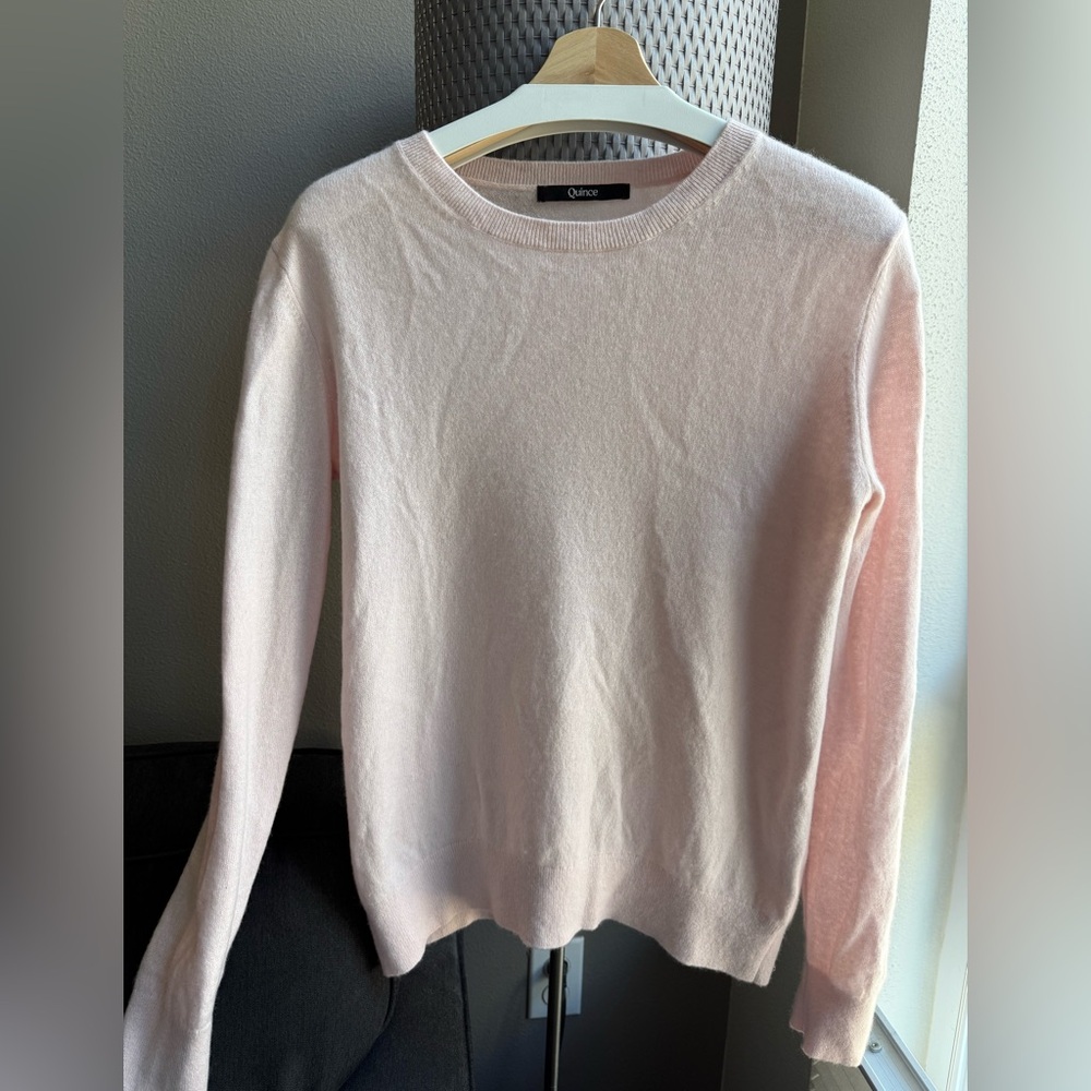 Quince Mongolian Cashmere Crewneck Sweater - size L